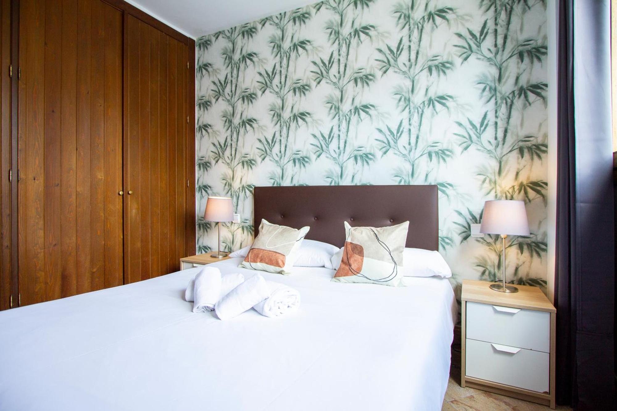 Apartamentos Villablino Arturo Soria Madrid Extérieur photo