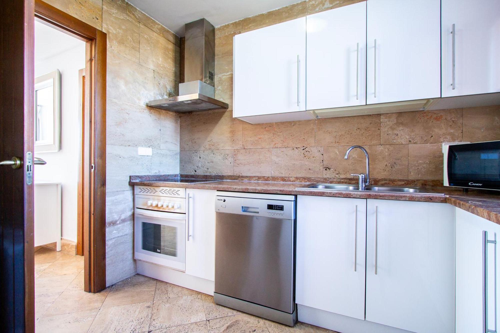 Apartamentos Villablino Arturo Soria Madrid Extérieur photo